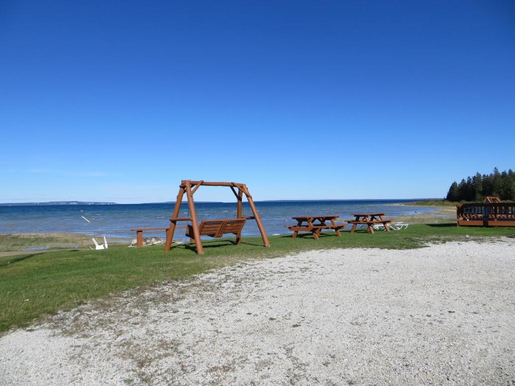 Bells Melody Motel Mackinaw City Exterior foto